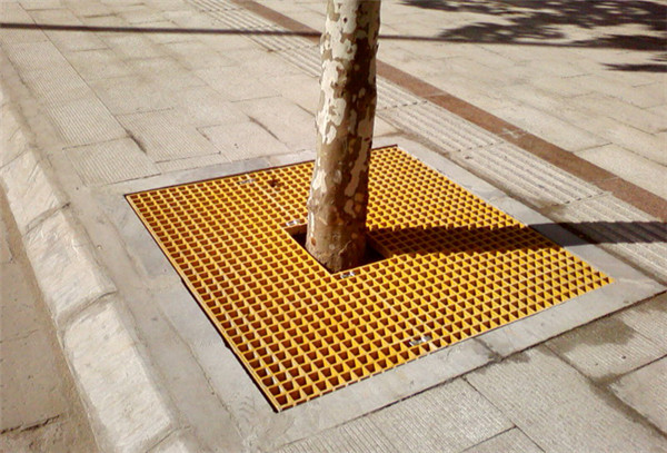  不同材質(zhì)的護(hù)樹(shù)板都有哪些特點(diǎn)